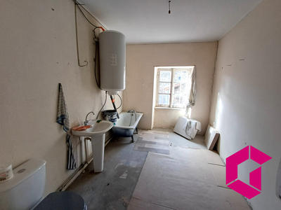 Maison ancienne - 160 m² - 8 pièces