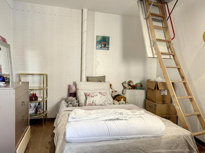 Maison - 230 m² - 8 pièces