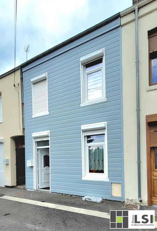 Maison - 95 m² - 6 pièces