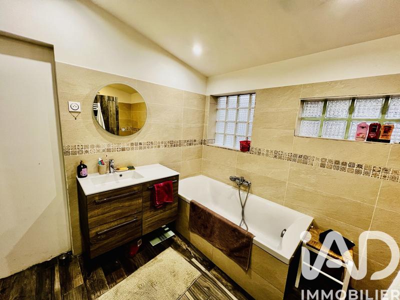 Maison - 80 m² - 3 pièces