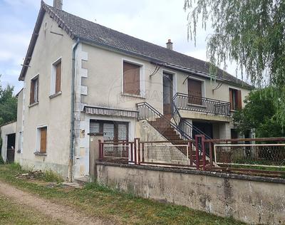 Maison - 93 m² - 4 pièces