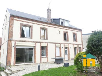 Maison de ville - 276 m² - 9 pièces