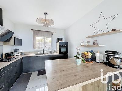 Maison - 95 m² - 4 pièces