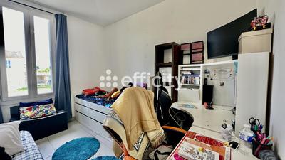 Maison - 155 m² - 8 pièces