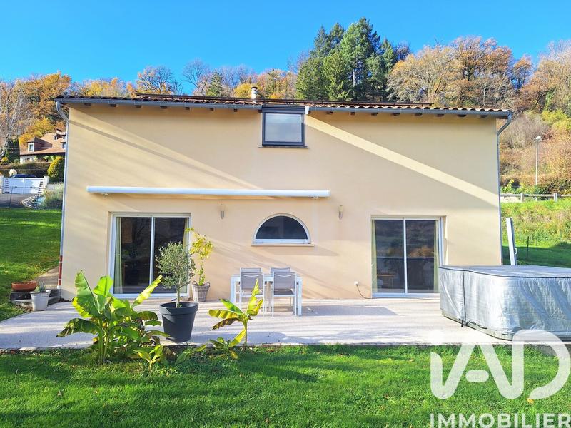 Maison - 136 m² - 5 pièces