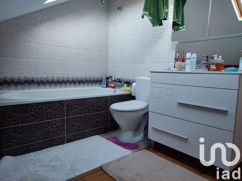 Maison - 123 m² - 6 pièces