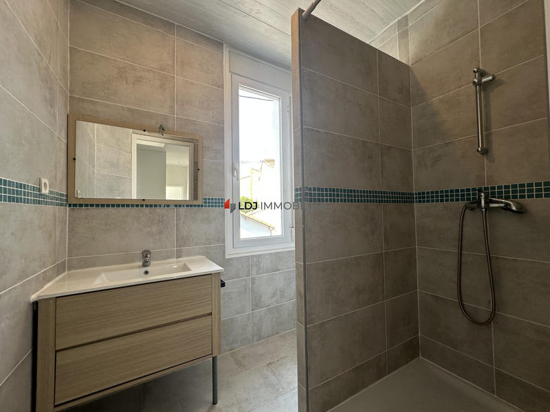 Immeuble - 147 m² - 6 pièces