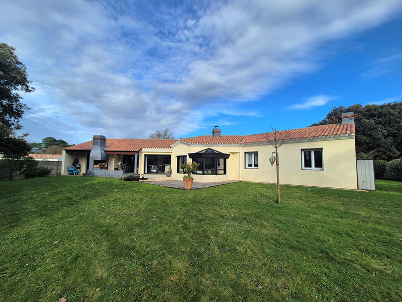 Maison - 190 m² - 5 pièces