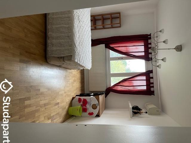 Chambre - 12 m² - 1 pièce