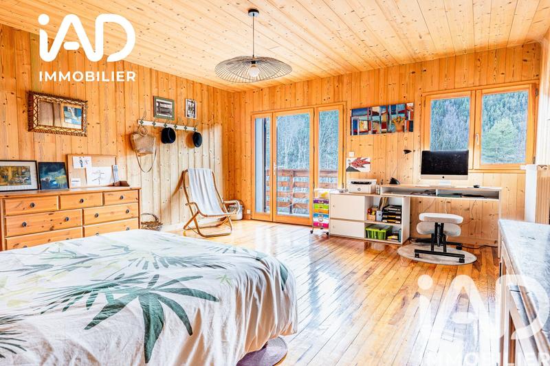 Maison - 170 m² - 5 pièces