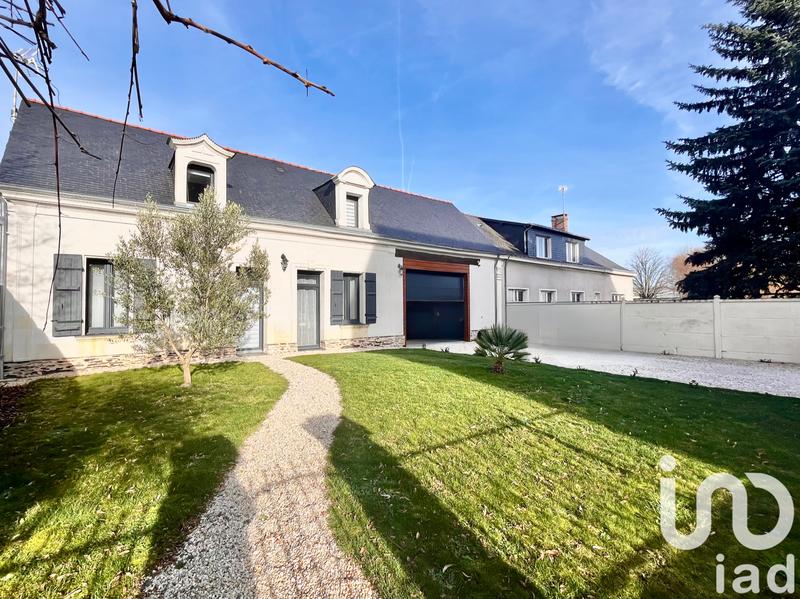 Maison - 222 m² - 7 pièces