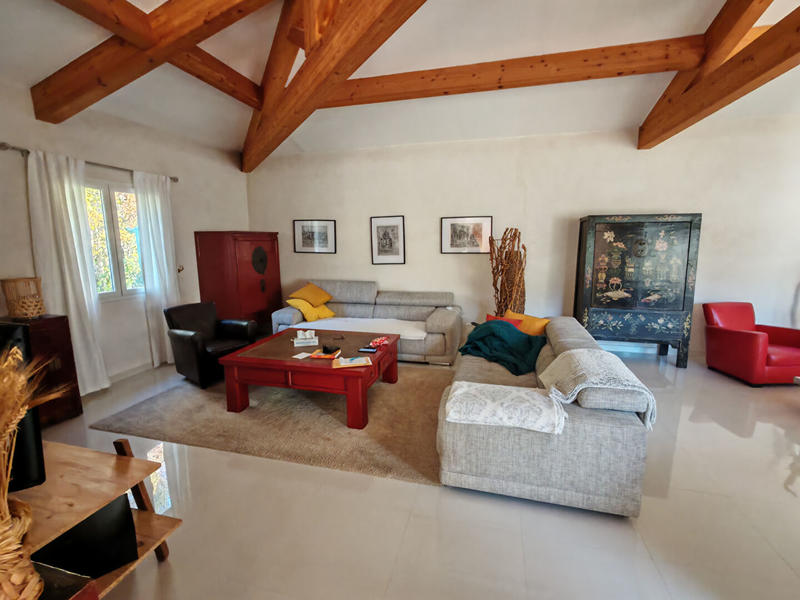 Maison - 179 m² - 5 pièces