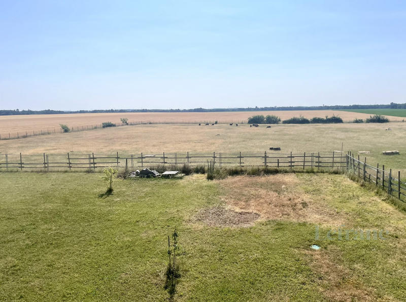 Maison - 300 m² - 10 pièces