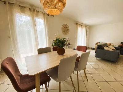 Maison - 135 m² - 8 pièces