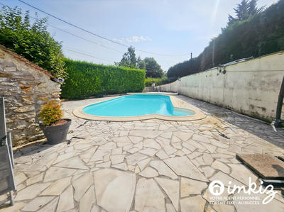 Maison - 320 m² - 7 pièces