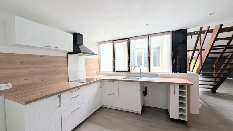 Appartement - 80 m² - 3 pièces