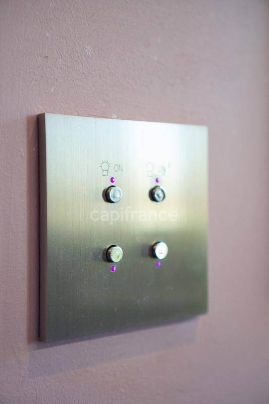 Maison - 228 m² - 8 pièces