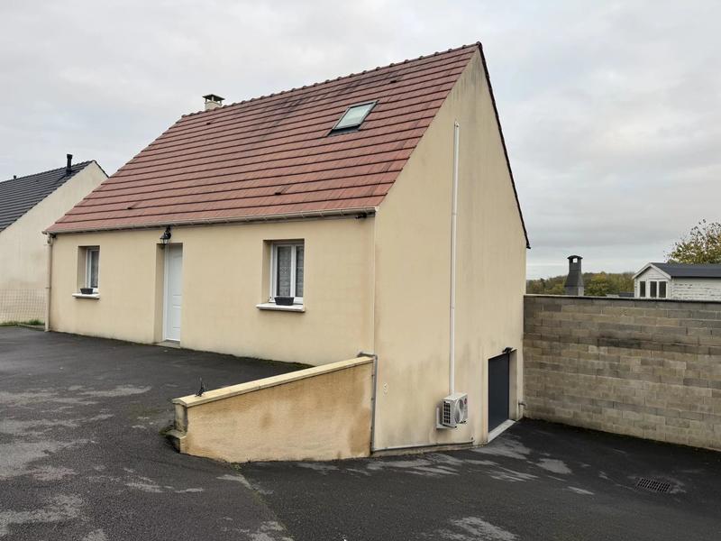 Maison - 105 m² - 4 pièces