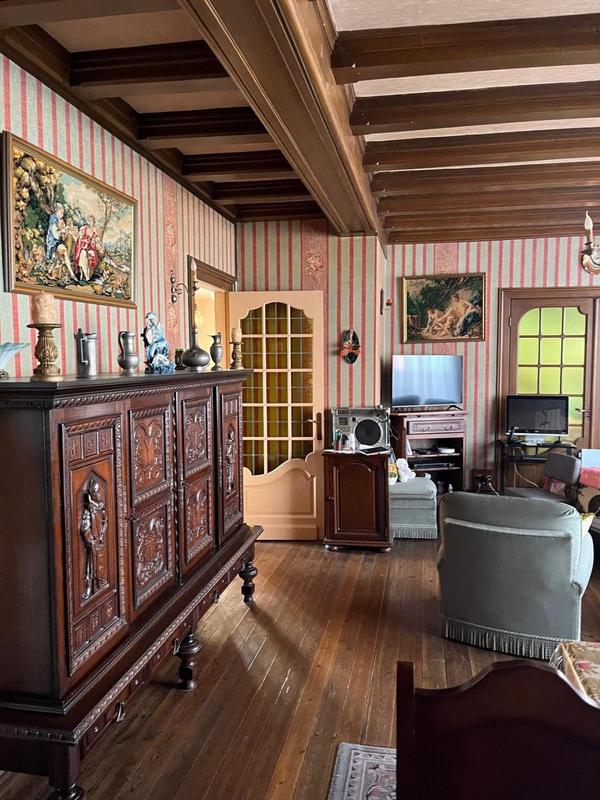 Maison - 161 m² - 6 pièces