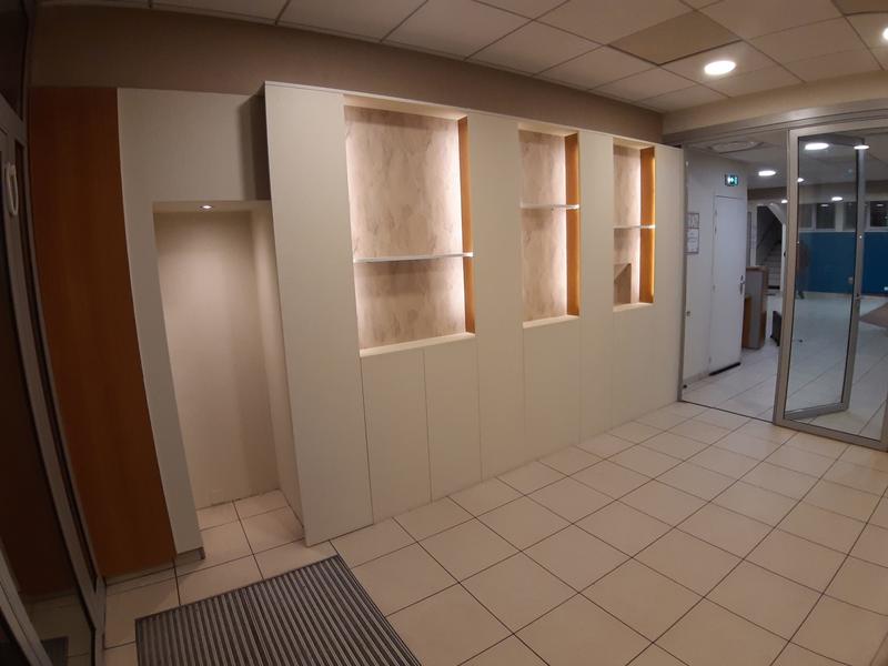 Local commercial - 229 m² - 6 pièces