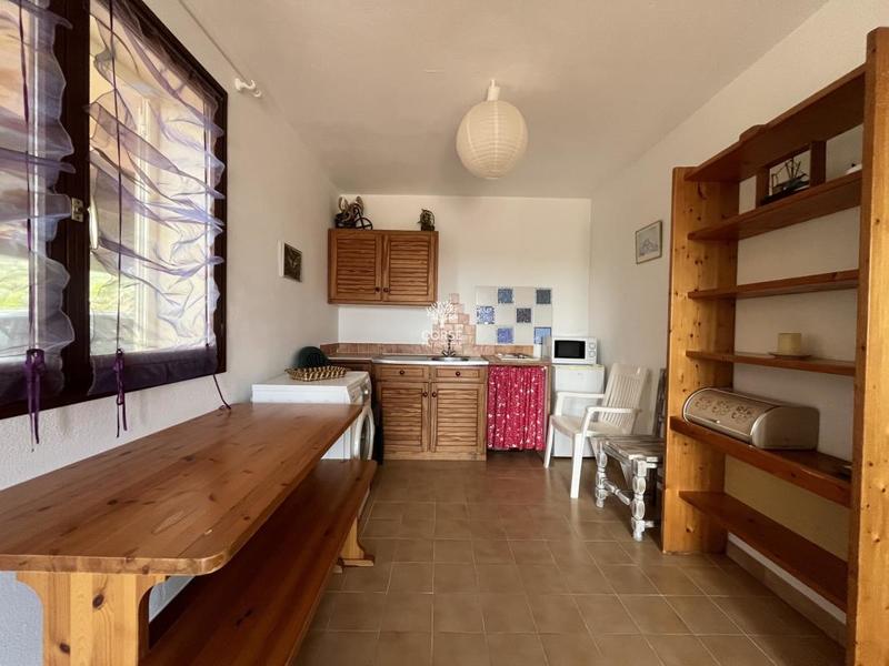 Maison - 250 m² - 9 pièces