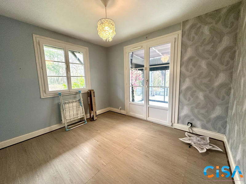 Maison - 135 m² - 6 pièces