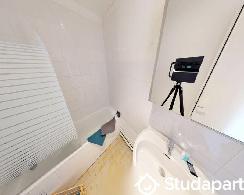 Chambre - 110 m² - 1 pièce