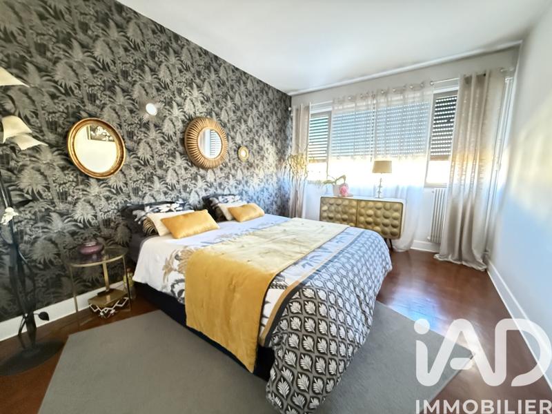 Appartement - 104 m² - 4 pièces