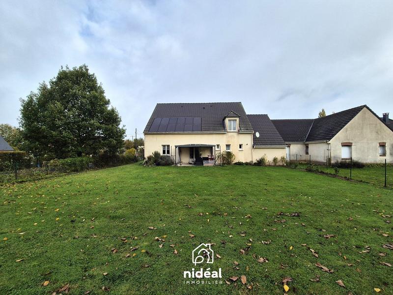 Maison - 228 m² - 9 pièces