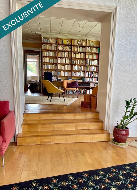 Maison - 219 m² - 9 pièces