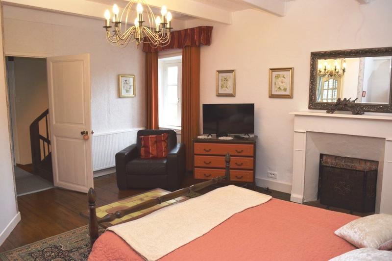 Maison - 168 m² - 8 pièces