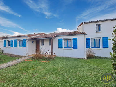 Maison - 137 m² - 6 pièces