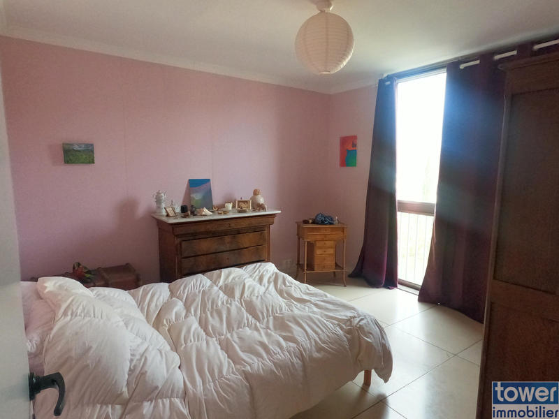 Appartement - 79 m² - 4 pièces