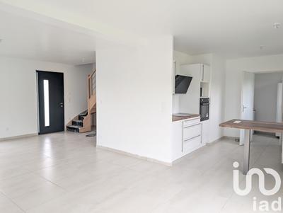 Maison - 106 m² - 5 pièces