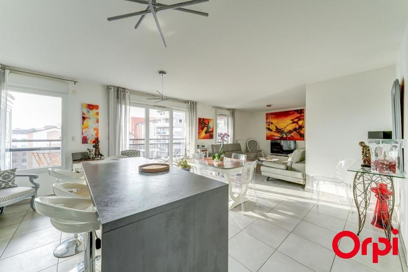 Appartement - 80 m² - 3 pièces