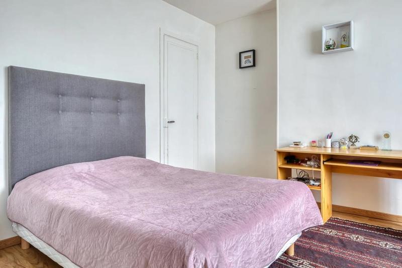 Maison - 225 m² - 10 pièces