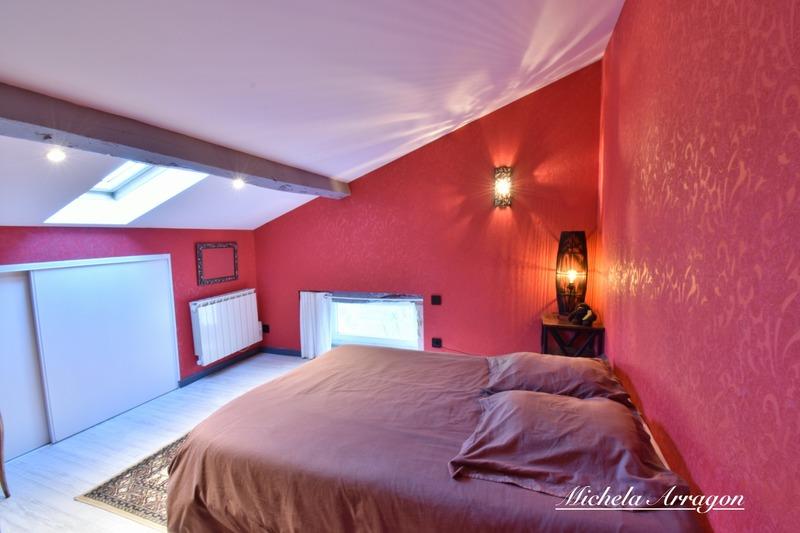 Propriété - 475 m² - 11 pièces