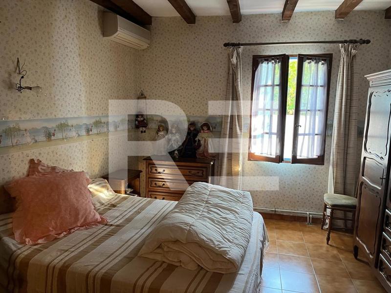 Maison - 188 m² - 5 pièces