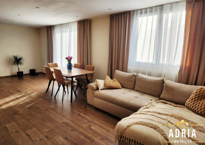 Appartement - 93 m² - 4 pièces