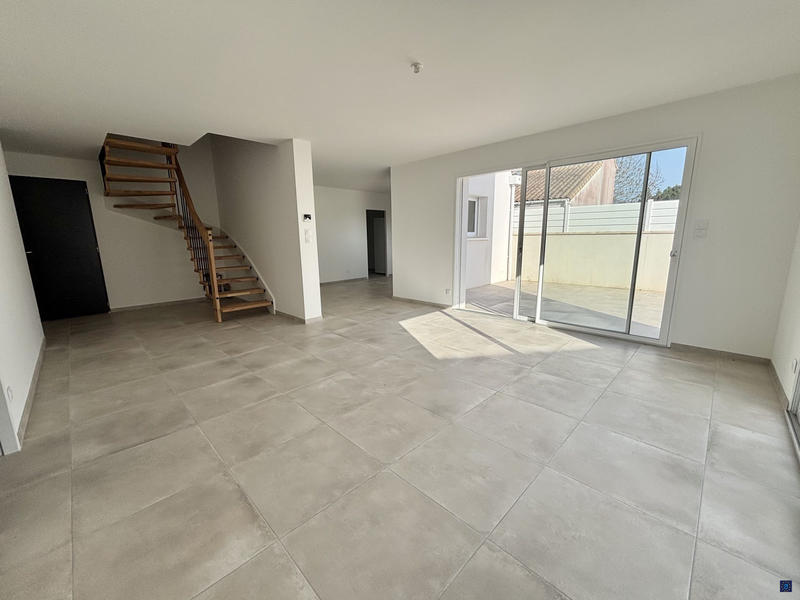Maison contemporaine - 125 m² - 6 pièces