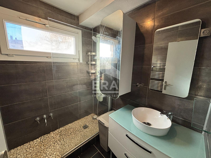 Appartement - 77 m² - 4 pièces