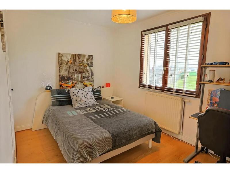 Maison - 152 m² - 8 pièces