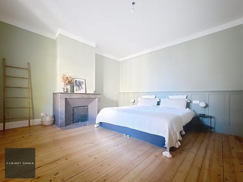 Maison ancienne - 230 m² - 7 pièces