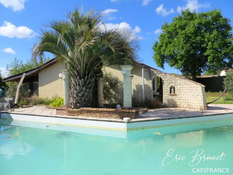 Maison - 171 m² - 6 pièces