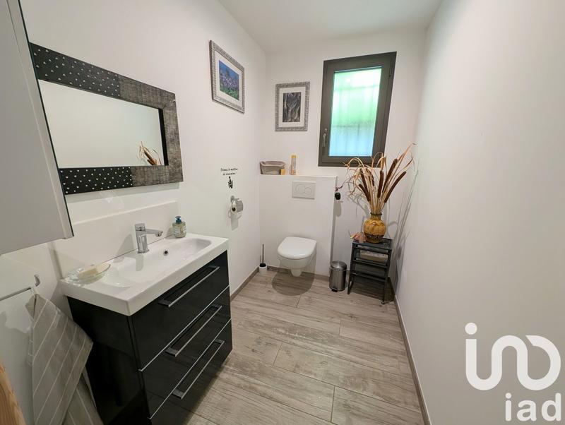 Maison - 279 m² - 9 pièces