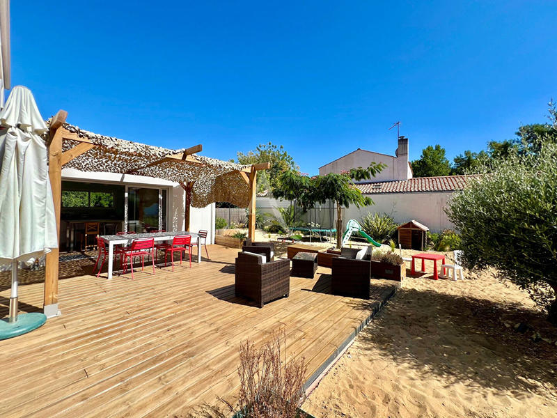 Maison - 150 m² - 5 pièces