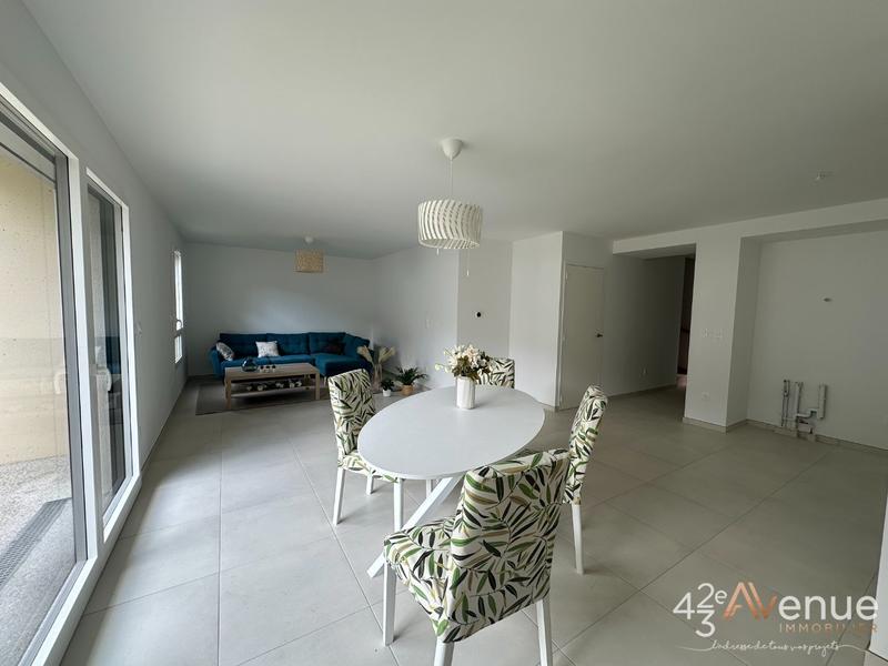 Maison - 97 m² - 4 pièces