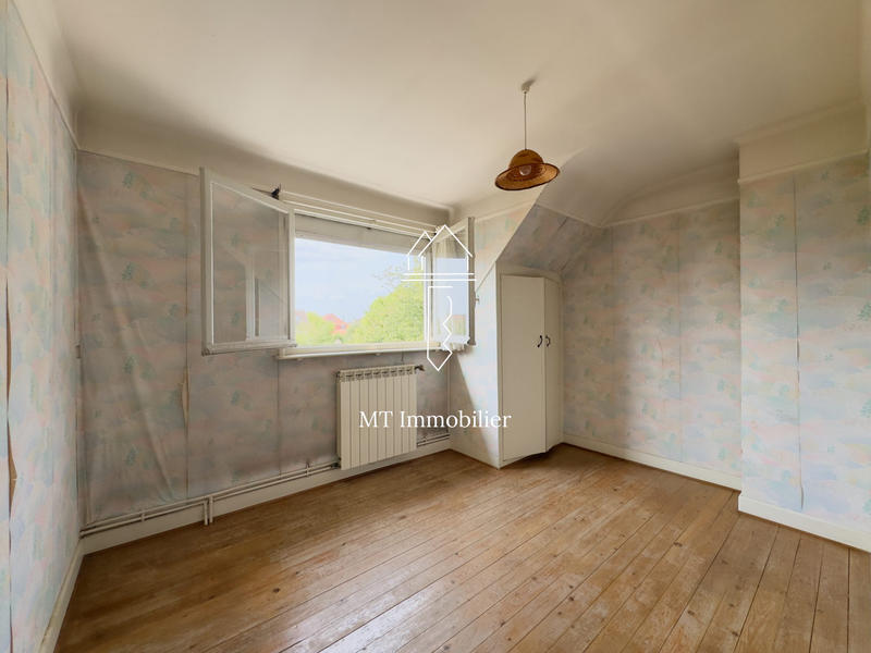 Maison - 97 m² - 6 pièces