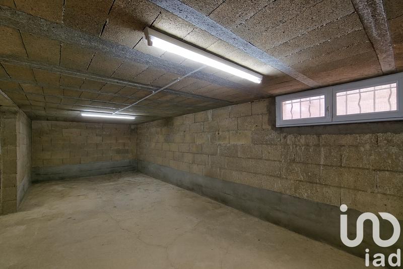 Maison - 177 m² - 7 pièces