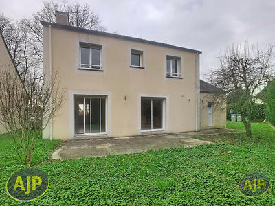 Maison - 122 m² - 6 pièces